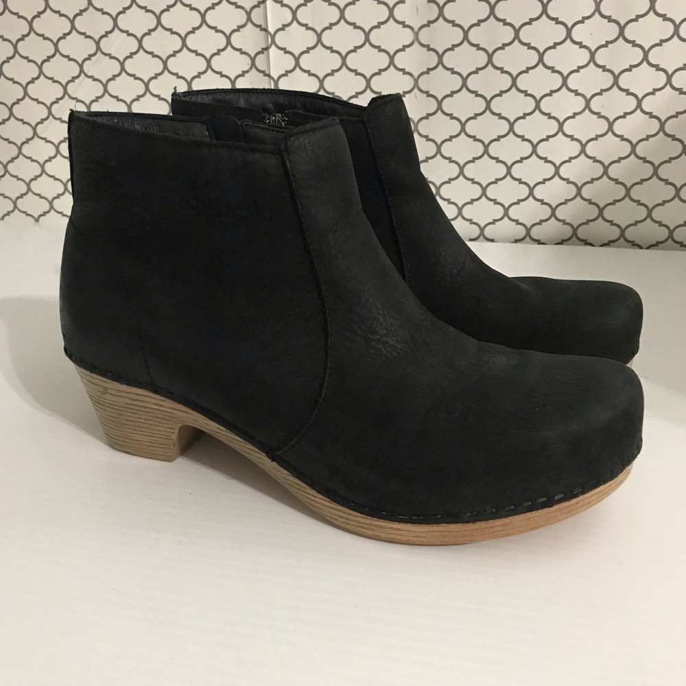 Dansko Women's Lane Black Boots Size 40